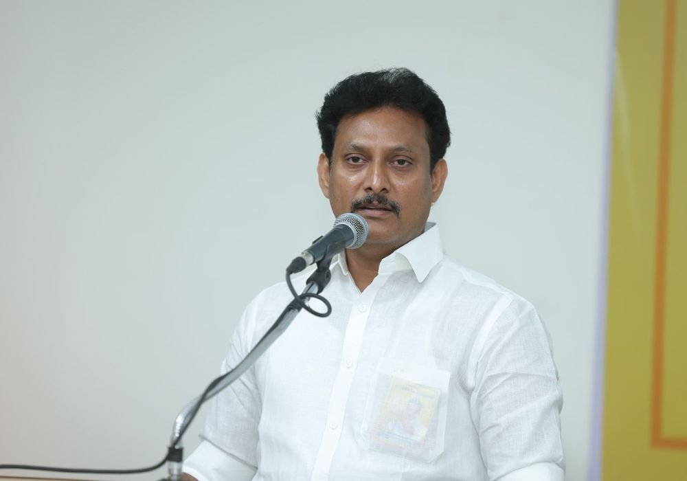 women right allowance is not a scheme implemented for the sake of elections! - Anbil Mahesh