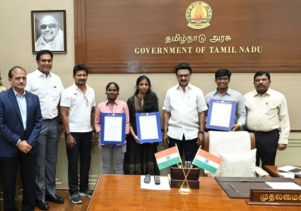 job for 4 players under sports quota - CM