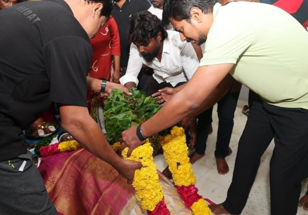 Deputy CM Udhayanidhi pays tribute to Robo Shankar