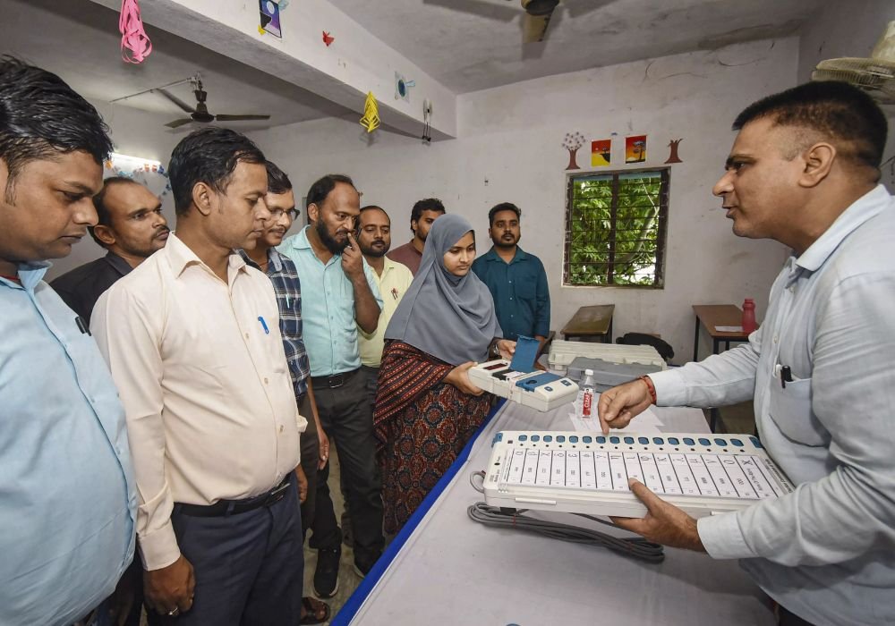 nomination 2nd phase of assembly elections in Bihar has begun.