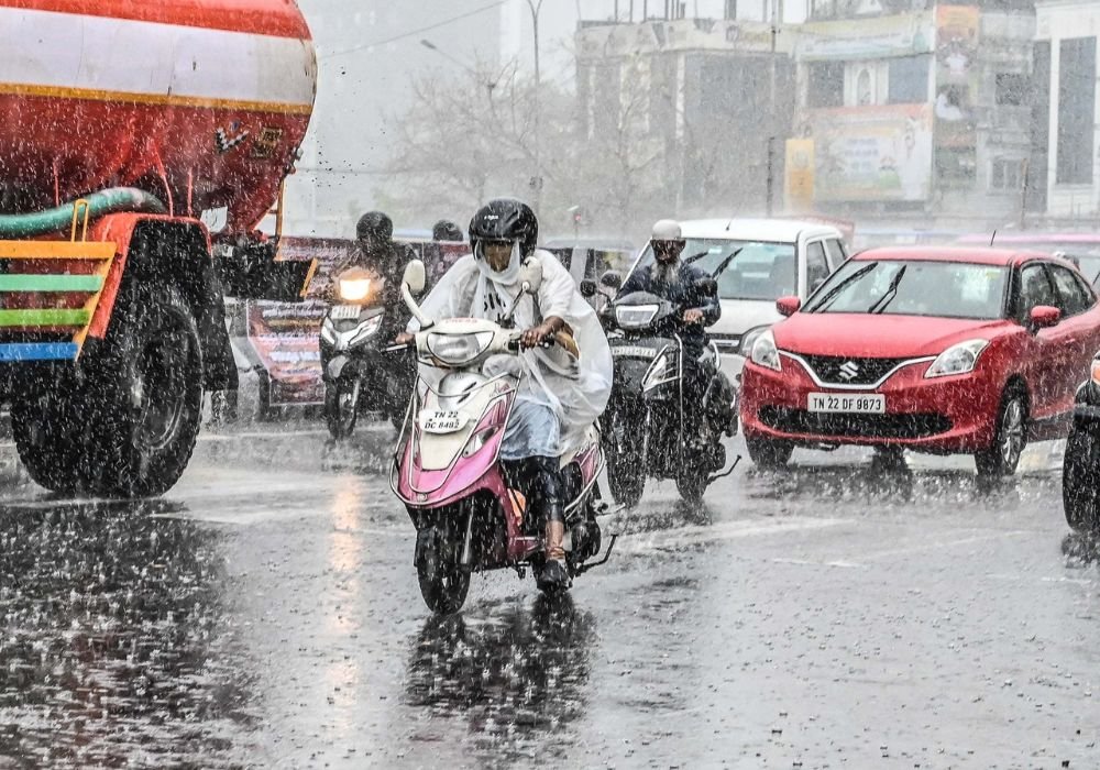 Northeast monsoon to begin in the next 48 hours