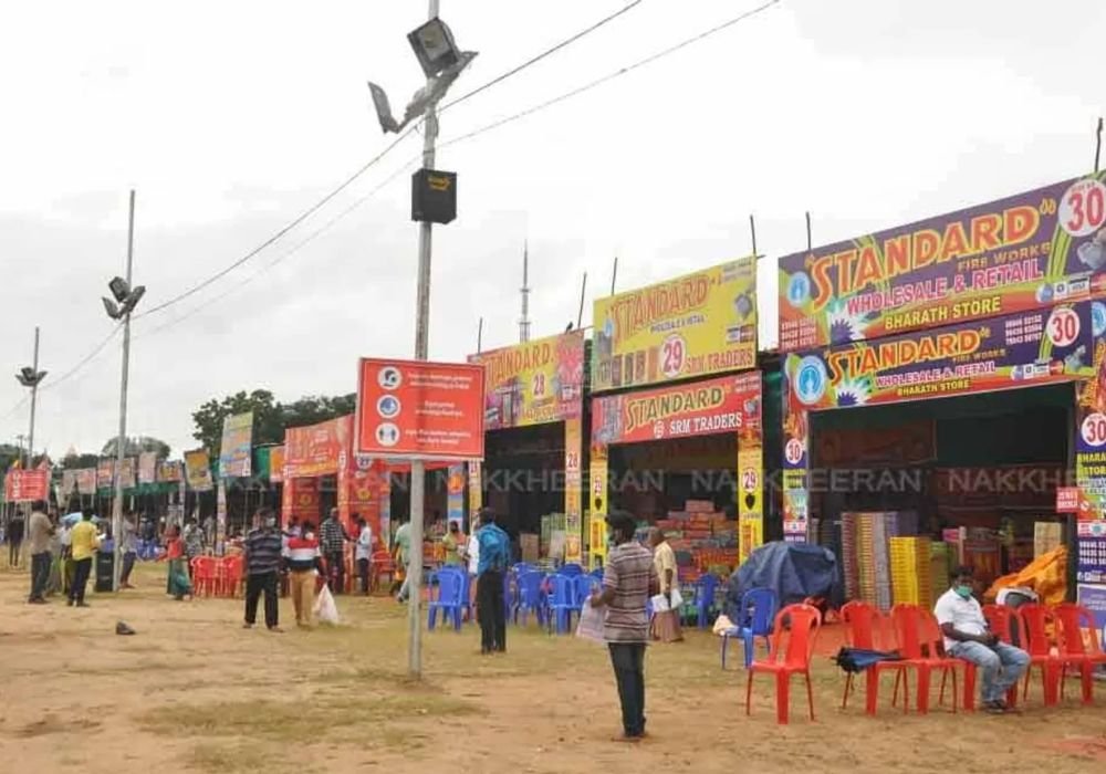 Sales begin at Chennai Island fireworks shops