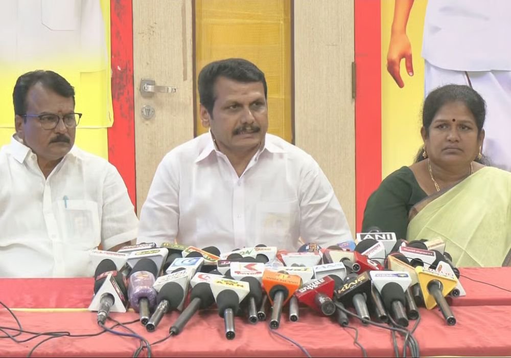 Can we call 10 rupees Palaniswami from now on? - Senthil Balaji