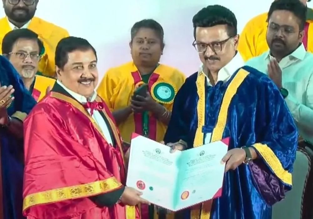 CM honorary doctorate on actor Sivakumar