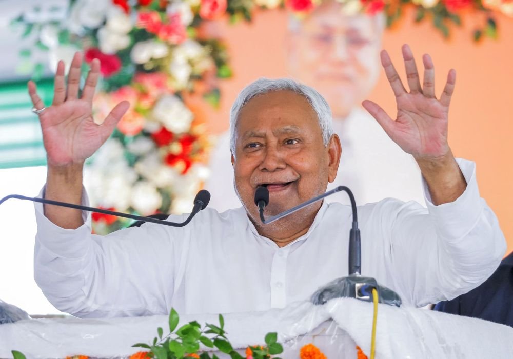 Nitish Kumar resigns as Chief Minister!