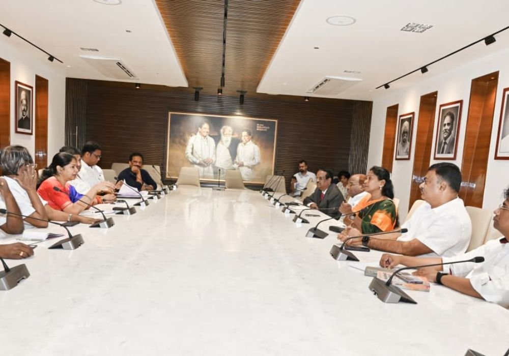 DMK election manifesto drafting committee!