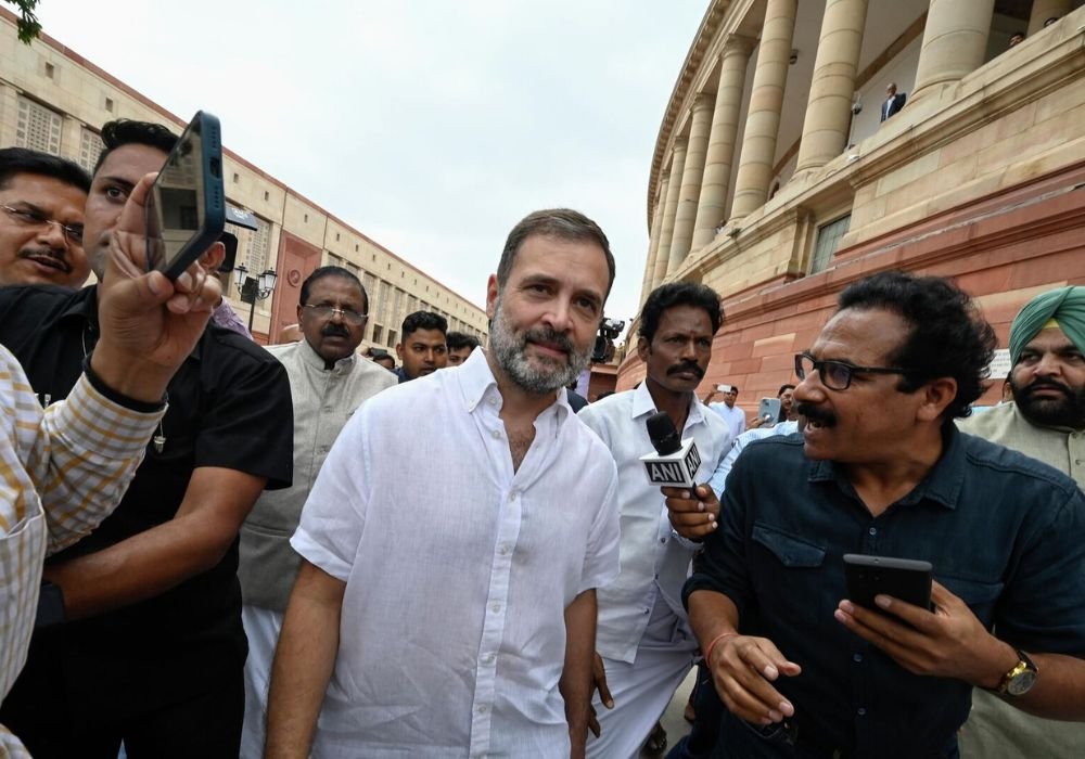 Rahul Gandhi denied permission to meet Russian President Putin!