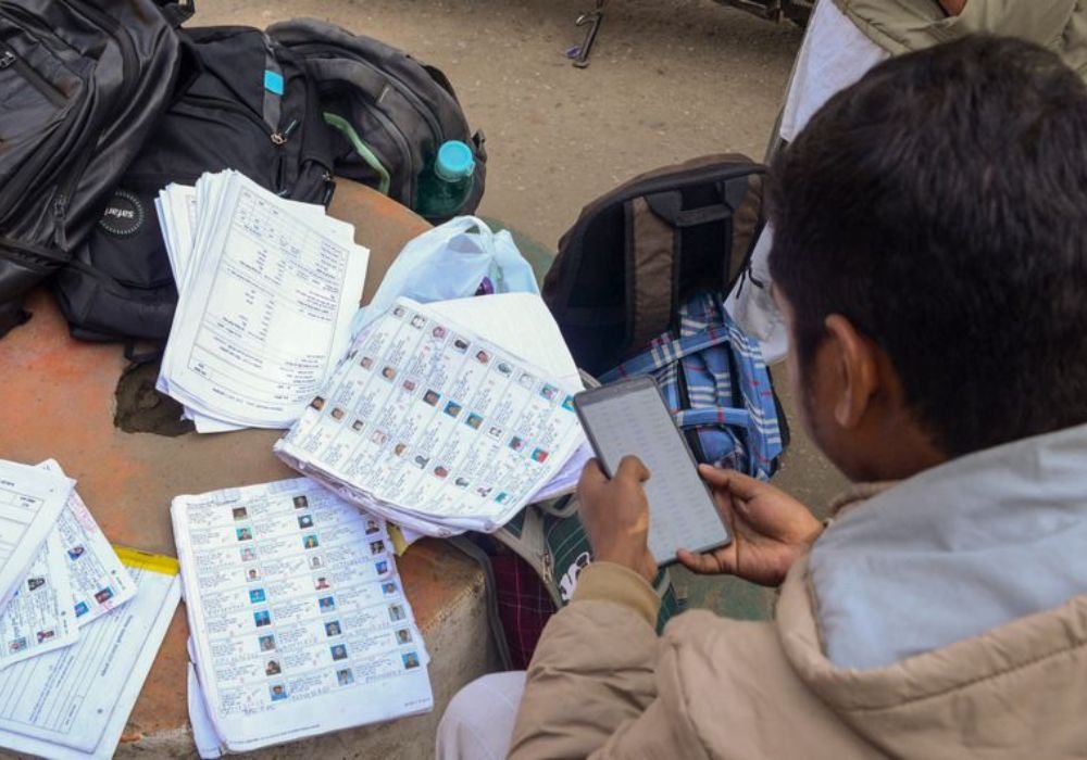 UP draft voter list: 2.89 crore people removed