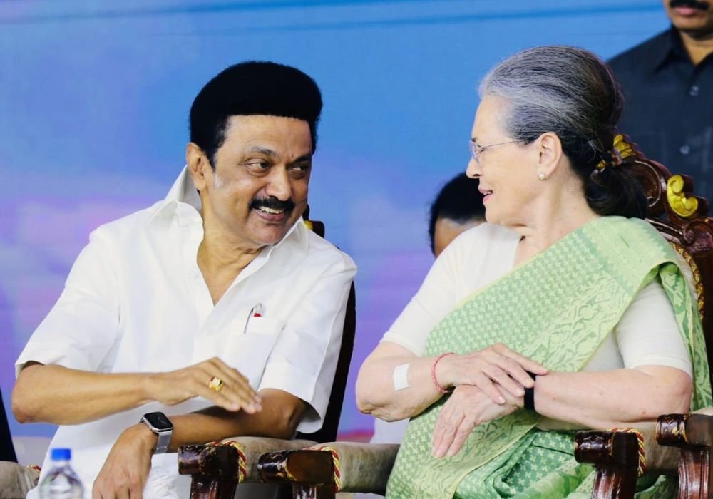 CM Stalin wishes Sonia Gandhi on her birthday