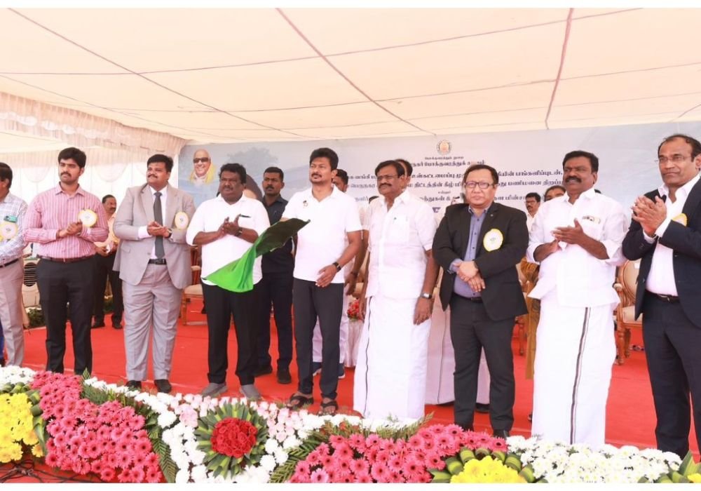 Udhayanidhi launch the 125 new electric buses!