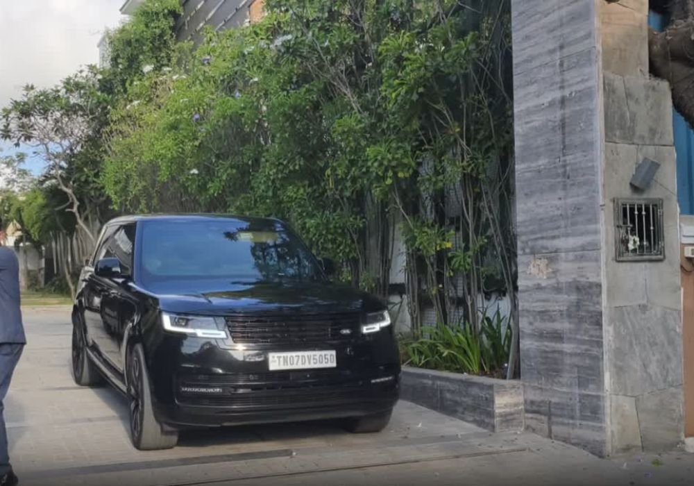 Tvk executives meeting - Vijay leave for Vellore