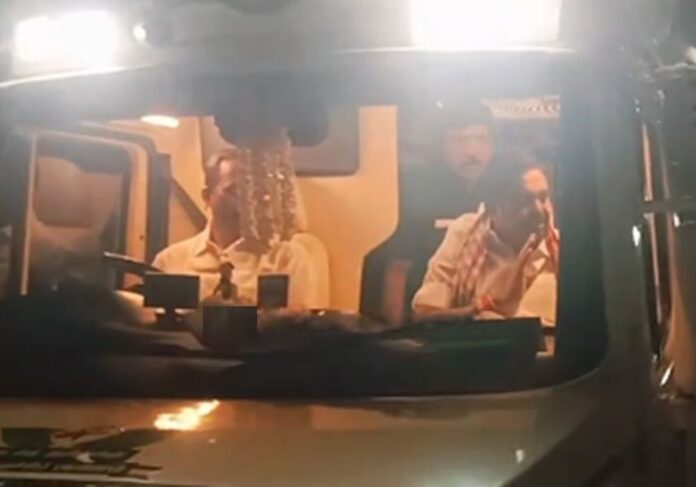 Election Flying Squad checks on EPS campaign vehicle